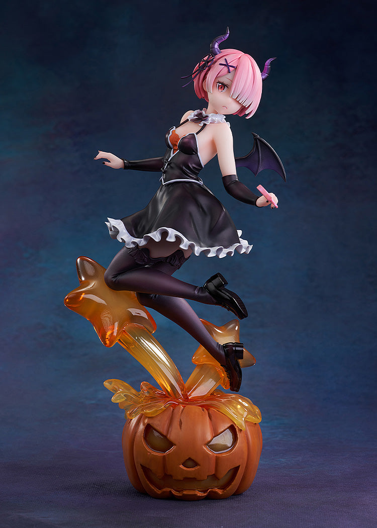 Kadokawa Scale Figure: Re Zero Starting Life In Another World - Ram Phantom Night Wizard Escala 1/7