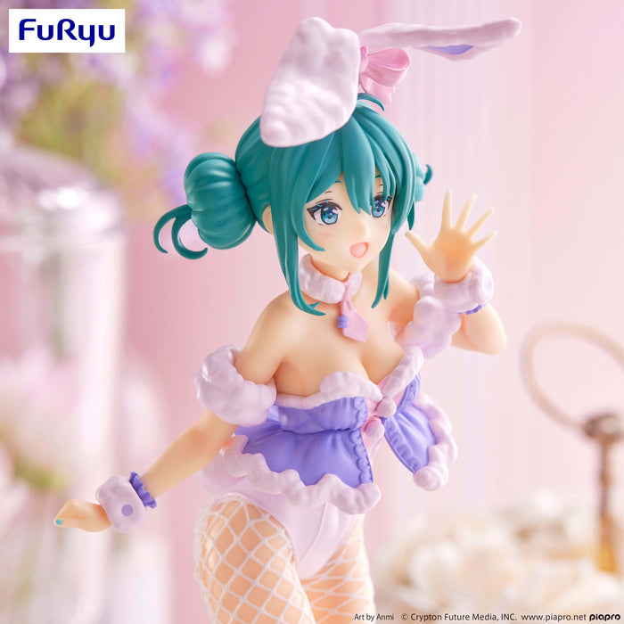 Furyu Figures Bicute Bunnies: Hatsune Miku - Hatsune Miku Con Traje Morado