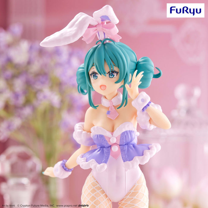 Furyu Figures Bicute Bunnies: Hatsune Miku - Hatsune Miku Con Traje Morado