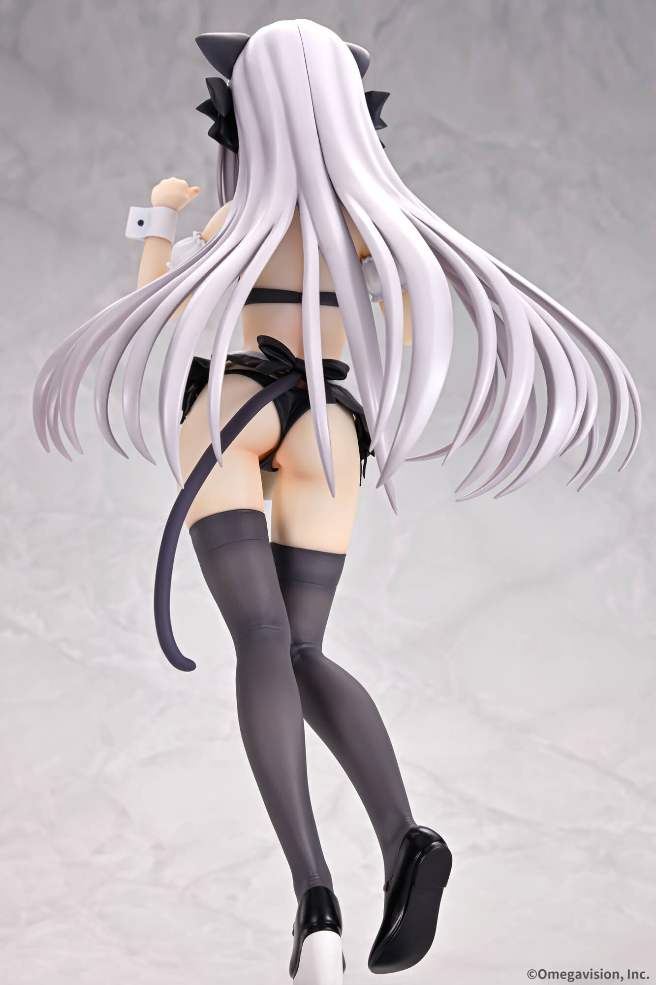 Q Six Scale Figure: Tsuki Ni Yorisou Otome No Sahou - Luna Sakurakouji Cat Maid Escala 1/6