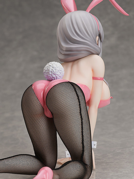 Freeing Scale Figure: Uzaki Chan Wants To Hang Out - Tsuki Uzaki Bunny Escala 1/4