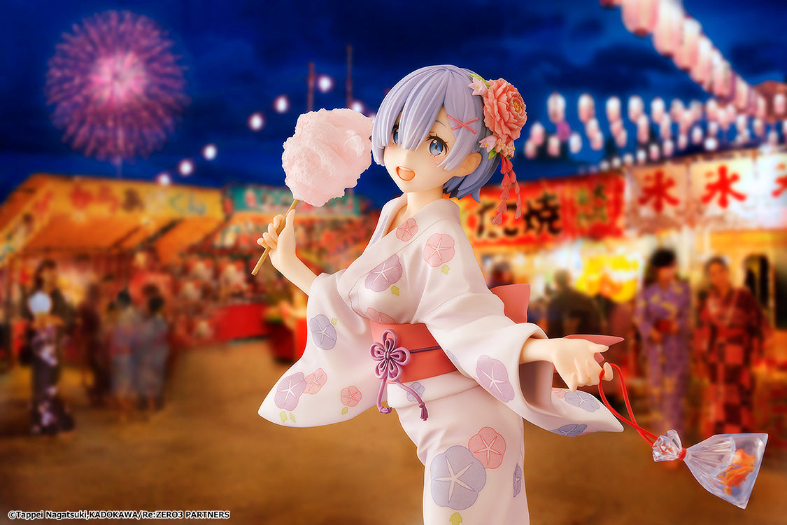 Kadokawa Scale Figure: Re Zero Starting Life In Another World - Rem Yukata Escala 1/7