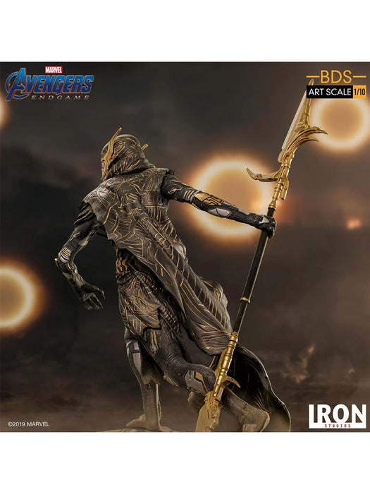 IRON Studios: Marvel Avengers Endgame - Corvus Glaive Black Order BDS Escala de Arte 1/10