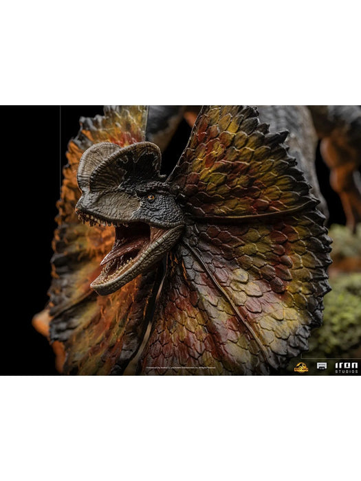 IRON Studios: Jurassic World Dominio - Dilophosaurus Escala de Arte 1/10