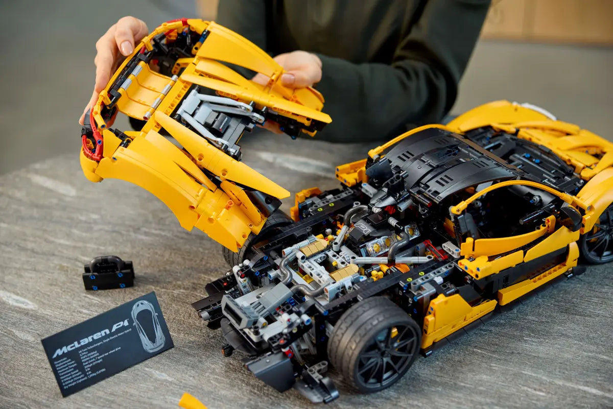 LEGO Technic McLaren P1 42172