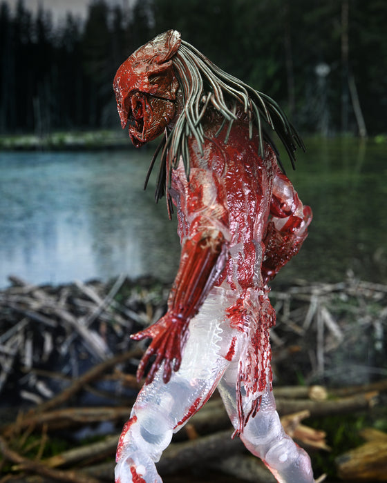 NECA Figura de Accion Ultimate: Depredador La Presa - Depredador Feral Ensangrentado 7 Pulgadas