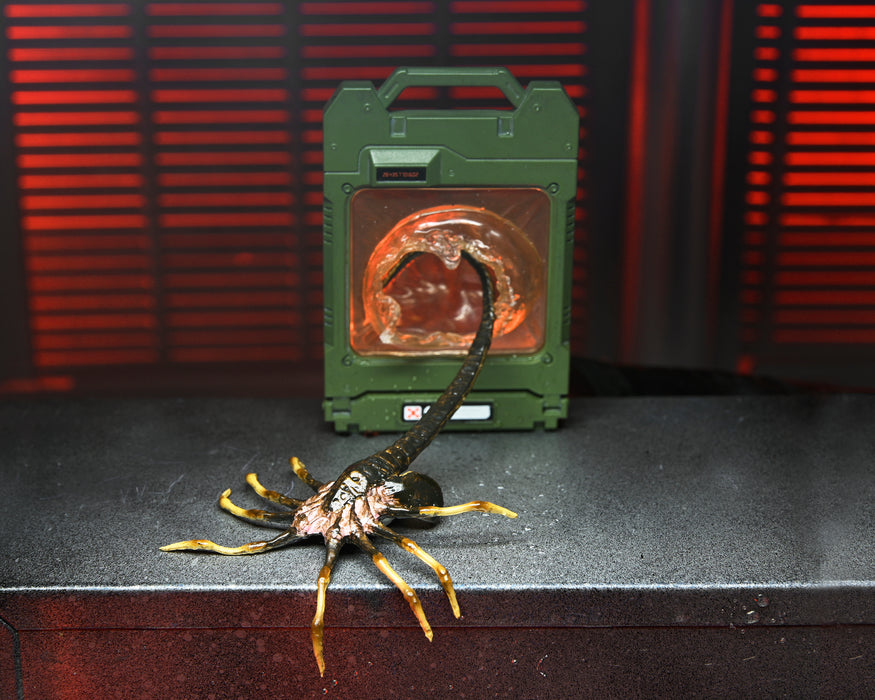 NECA Accessory Set: Alien Romulus Juego de Accesorios