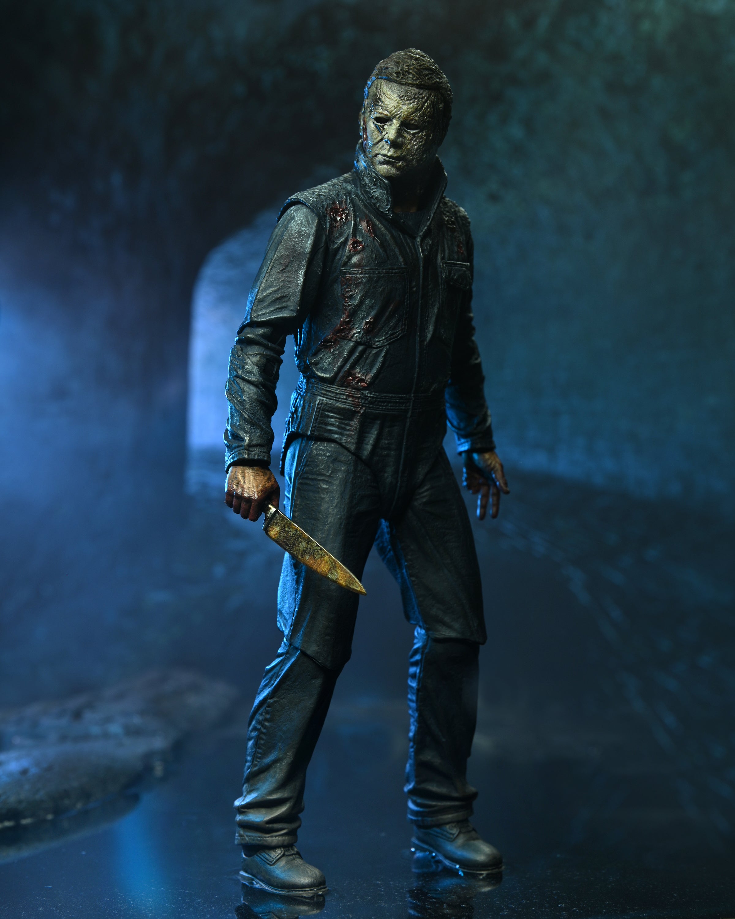 Neca Figura de Accion Ultimate: Halloween Ends 2022 - Michael Myers 7 Pulgadas