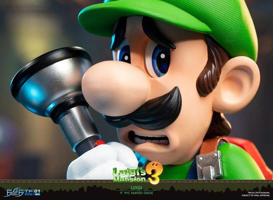 First 4 Figures: Mario Bros Luigis Mansion 3 - Luigi Cazafantasmas Edicion Estandar 9 Pulgadas