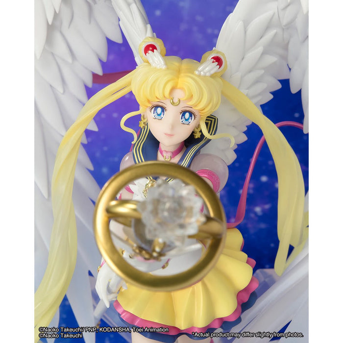 Bandai Tamashii Nations Figuarts ZERO: Sailor Moon Movie Eternal - Super Sailor Moon Estatua