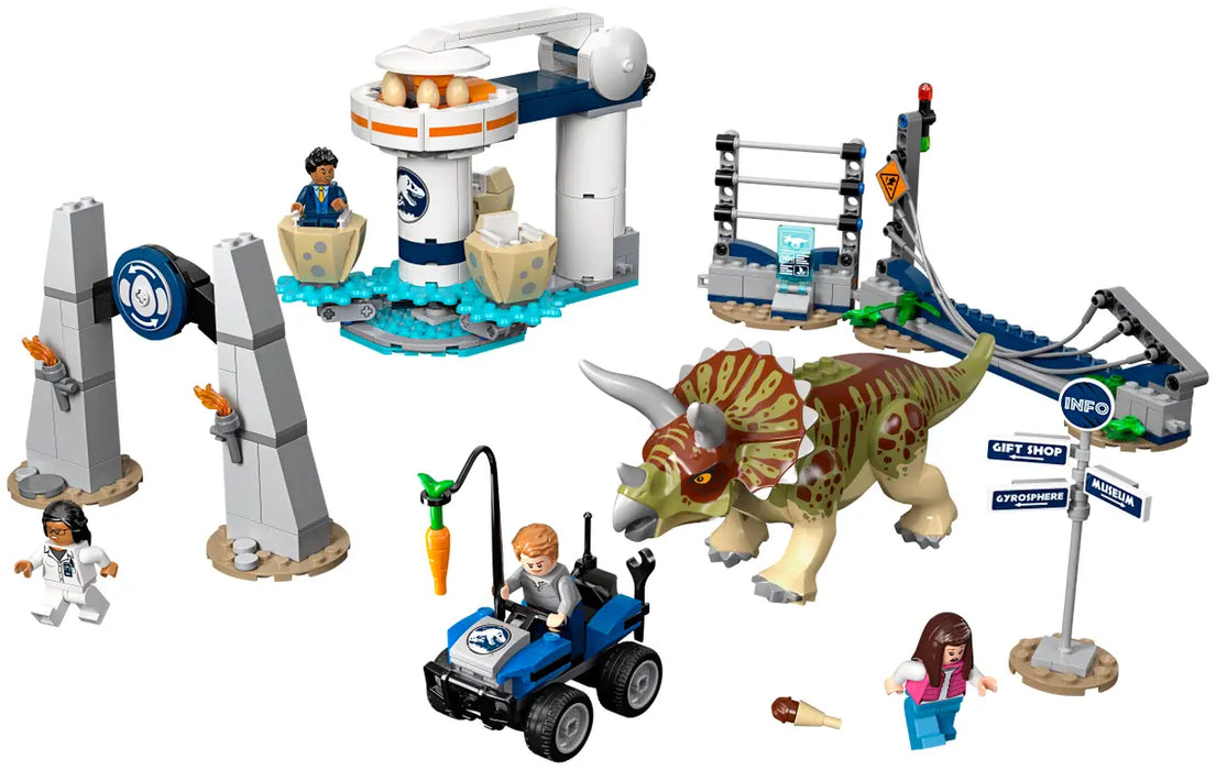 LEGO Jurassic World Caos del Triceratops 75937