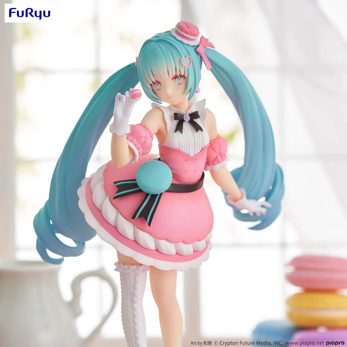 Furyu Figures Exceed Creative Sweetsweets: Vocaloid - Hatsune Miku Series Macaroon