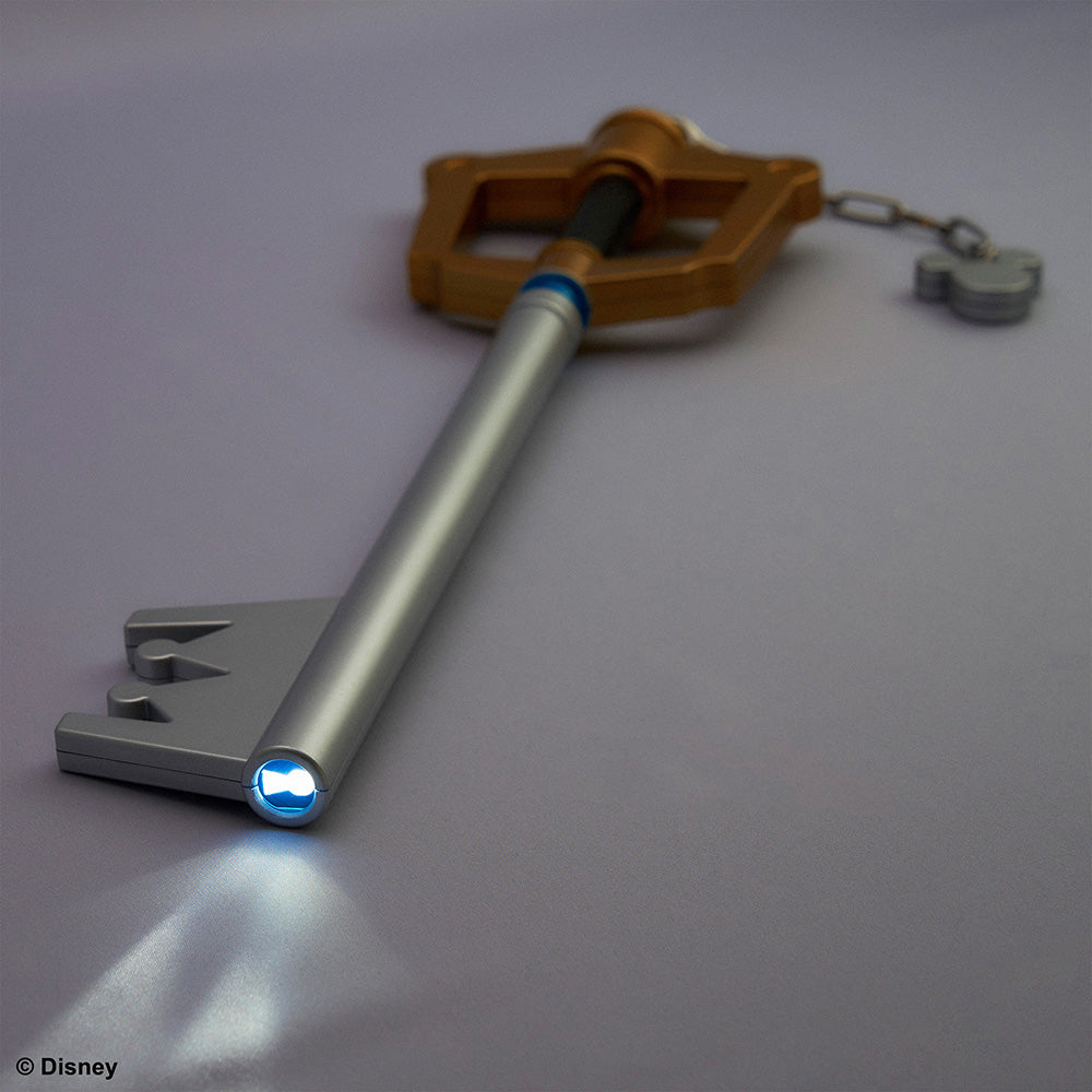 Square Enix Prop Replica: Kingdom Hearts - Kingdom Key Light Up Keyblade