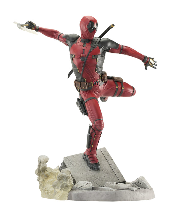 Diamond Select Toys Statue: Marvel Gallery Deadpool y Wolverine - Deadpool 10 Pulgadas