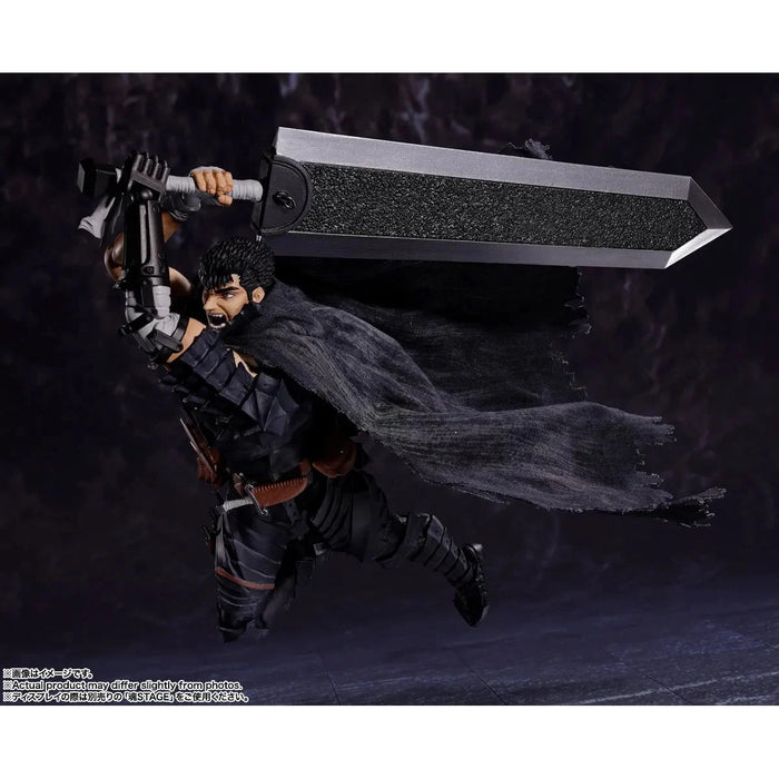 Bandai Tamashii Nations SH Figuarts: Berserk - Guts Berserker Armor Figura De Accion