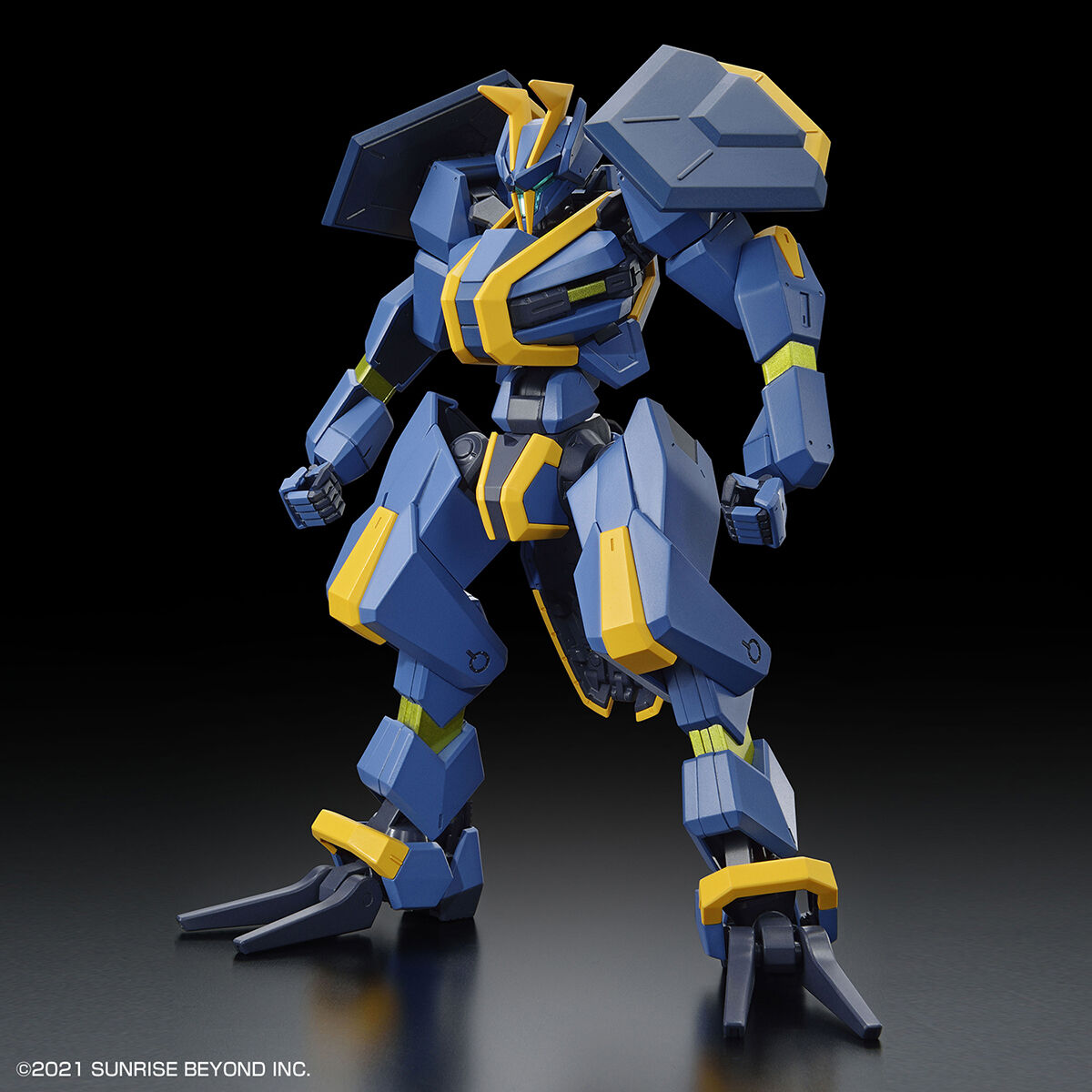 Bandai Hobby Gunpla High Grade Model Kit: Amaim Warrior At The Borderline - Mailes Jogan Kai Escala 1/72