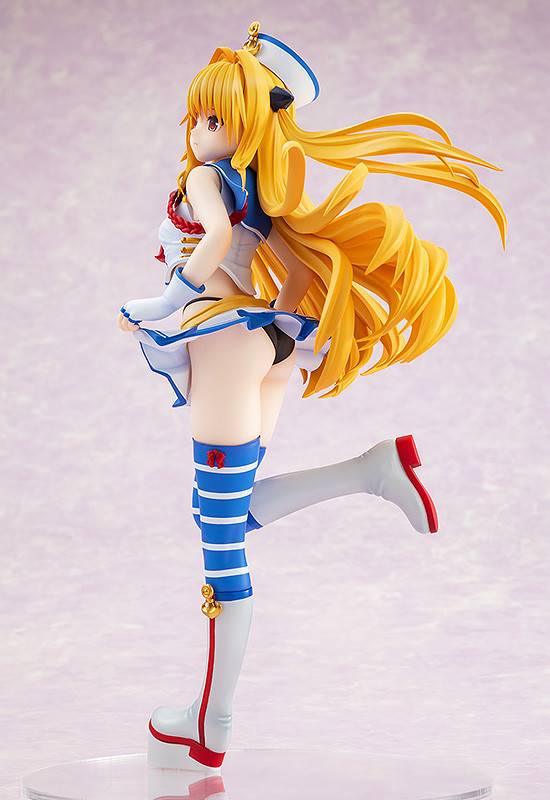 Chara Ani Scale Figure: To Love Ru Darkness - Golden Darkness Breezy Seaside Escala 1/7