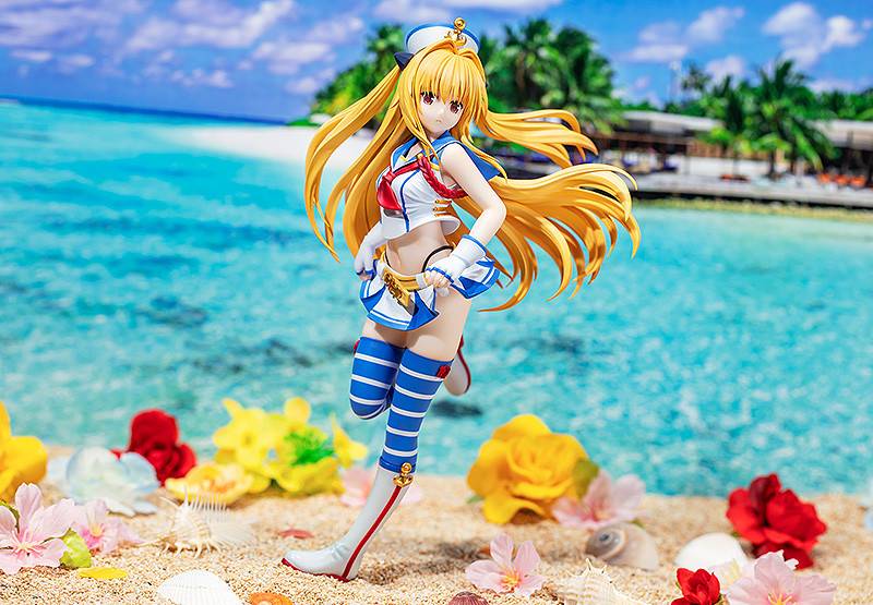 Chara Ani Scale Figure: To Love Ru Darkness - Golden Darkness Breezy Seaside Escala 1/7