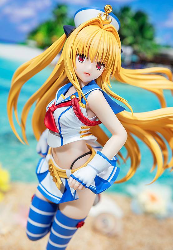 Chara Ani Scale Figure: To Love Ru Darkness - Golden Darkness Breezy Seaside Escala 1/7