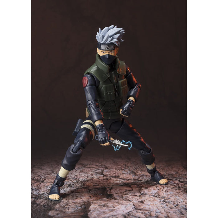 Bandai Ultimate Legends: Naruto Shippuden - Kakashi Hatake Cuarta Guerra Ninja Figura de Accion