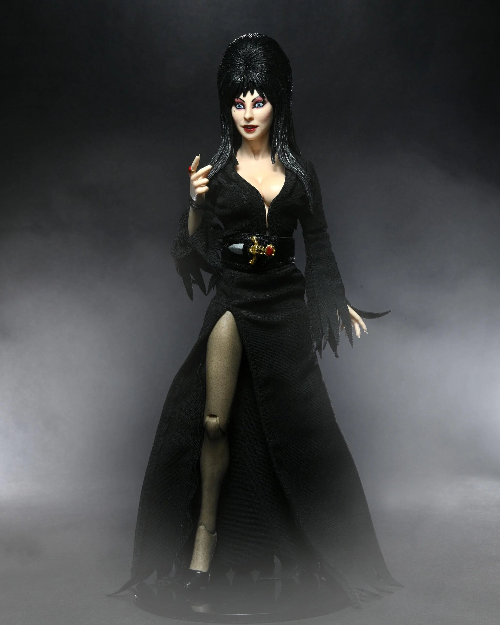 NECA Figura de Accion Vestida: Elvira La Dama De La Oscuridad - Elvira 8 Pulgadas