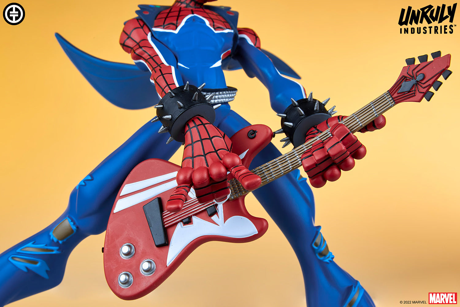 Unruly Industries Designer Collectible : Marvel Spiderman - Spider Punk Estatua