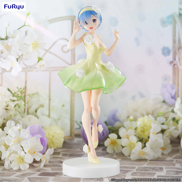 Furyu Figures Trio Try It: Re Zero Starting Life In Another World - Rem Vestido De Flores