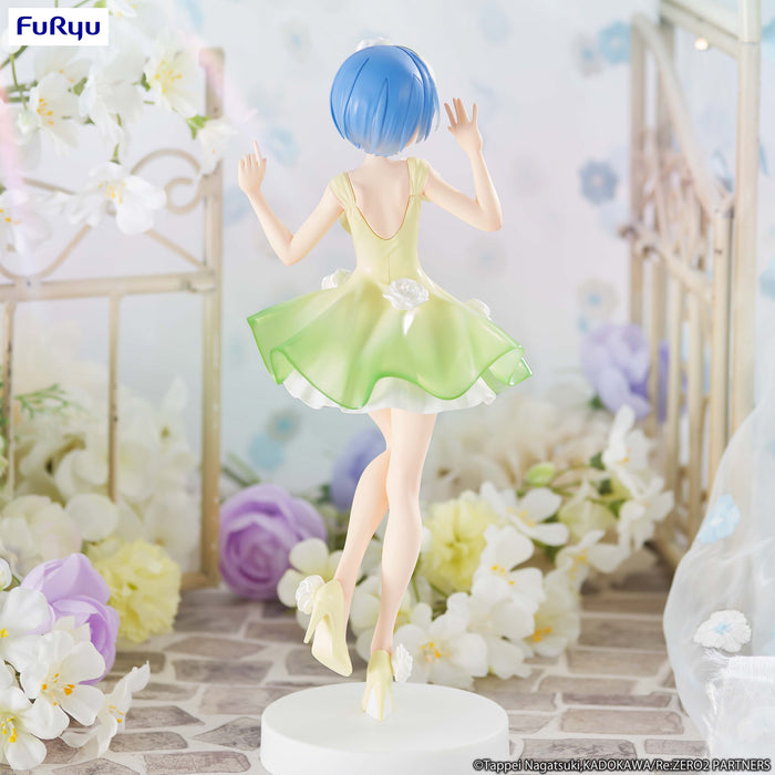 Furyu Figures Trio Try It: Re Zero Starting Life In Another World - Rem Vestido De Flores