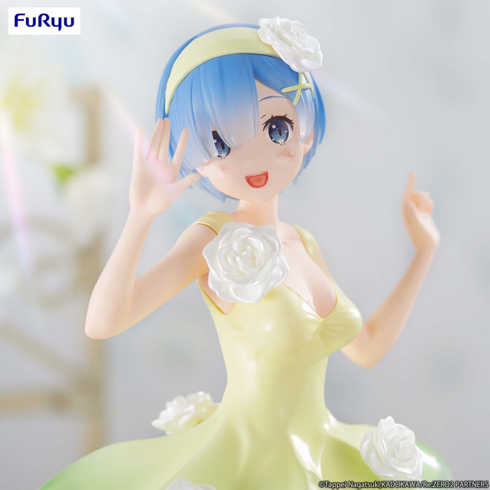 Furyu Figures Trio Try It: Re Zero Starting Life In Another World - Rem Vestido De Flores