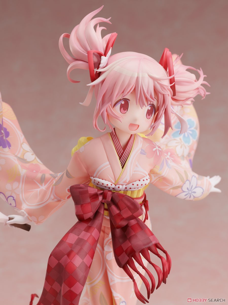 Furyu Scale Figure: Magia Record Puella Magi Madoka - Madoka Kaname Kimono Escala 1/7