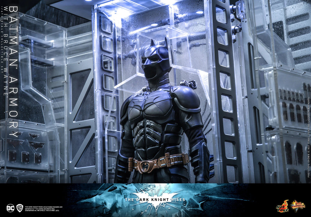 Hot Toys Movie Masterpiece Series: DC Batman The Dark Knight Rises - Set Bruce Wayne Con Armeria De Batman Escala 1/6