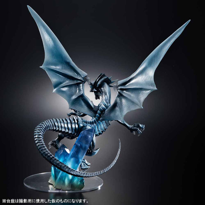 Megahouse Figures Art Works Monsters: Yu Gi Oh - Dragon Blanco De Ojos Azules Edicion Holografica